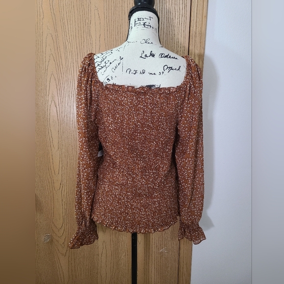 NWT Zenobia Boho Cottagecore Floral Print Smocked Chiffon Top - Picture 2 of 3
